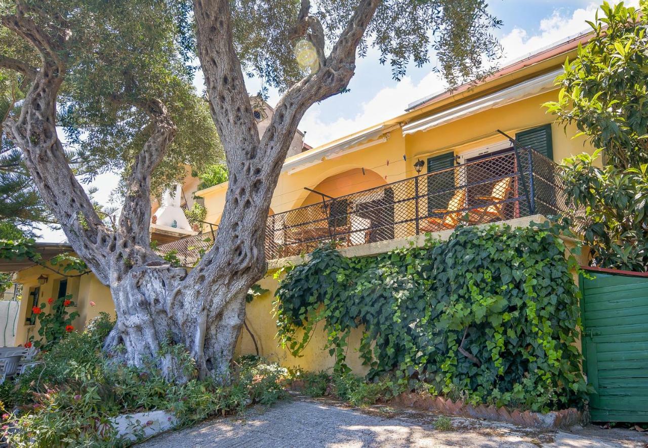 Alex-Giannis Apartments, Barbati Exterior foto