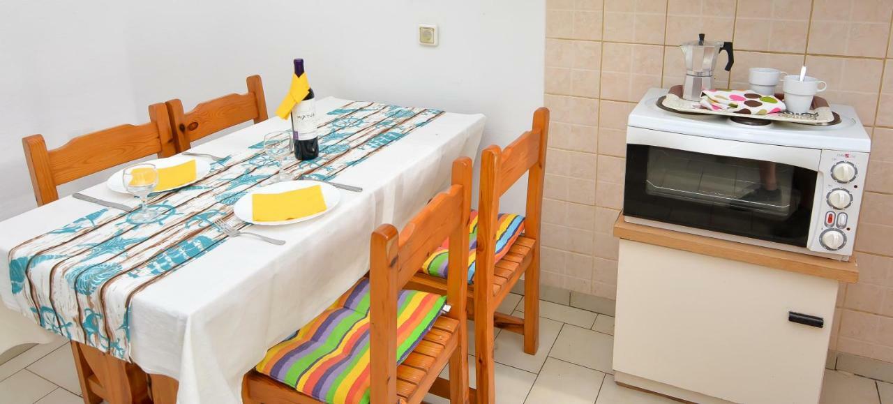 Alex-Giannis Apartments, Barbati Exterior foto